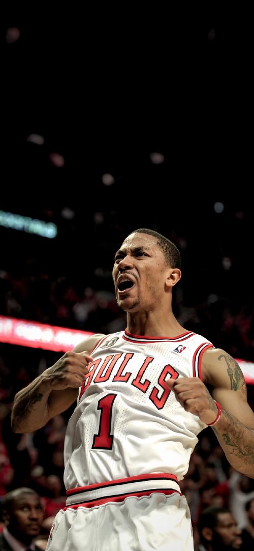 火箭两大角色球员发力，史密斯攻防全面提升，亚当斯篮板稳如磐石（火箭两员悍将齐爆发：史密斯攻防进阶，亚当斯篮板稳如泰山）