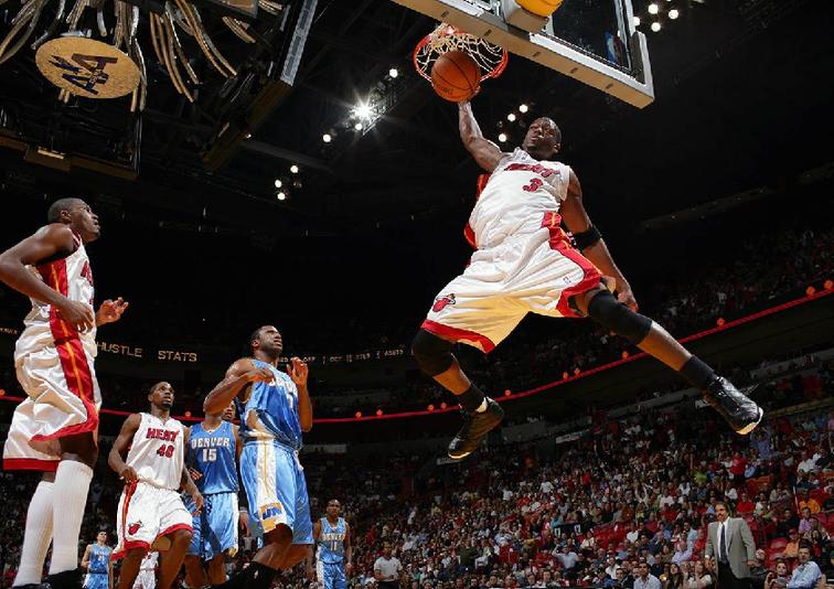 德媒：拜仁欧战主场收入场均570万欧排欧洲第五，皇马居首（德媒统计：拜仁欧战主场场均营收570万欧列欧洲第五，皇马位居榜首）