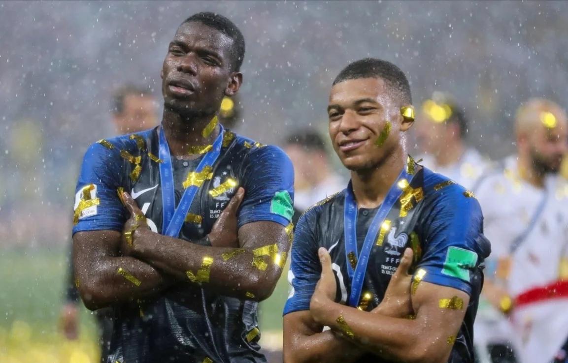 意甲三分制时代，斯帕莱蒂是第二位率队参加过三大德比的主帅（自意甲实行三分制以来，斯帕莱蒂成为第二位带队出战三大德比的主教练）