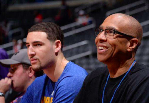 欧洲联赛积分榜竞争激烈（欧洲各大联赛积分榜争夺白热化）