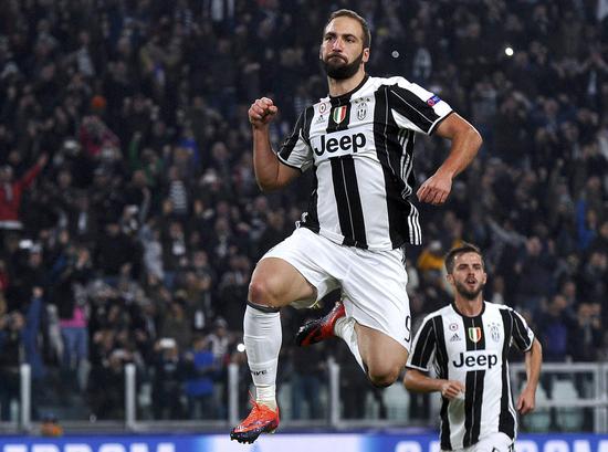 世体：巴萨查出约500起球迷倒卖对阵法兰克福门票的案件（世体：巴萨查获近500起球迷转售对法兰克福之战门票事件）