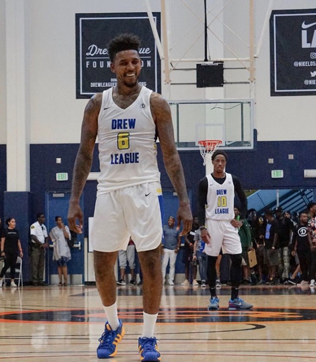 维罗纳vs帕尔马：加利亚尔迪尼、焦瓦内首发，库特罗内、马特奥-佩莱格里诺出战（维罗纳迎战帕尔马：加利亚尔迪尼、焦瓦内首发，库特罗内与马特奥-佩莱格里诺登场）