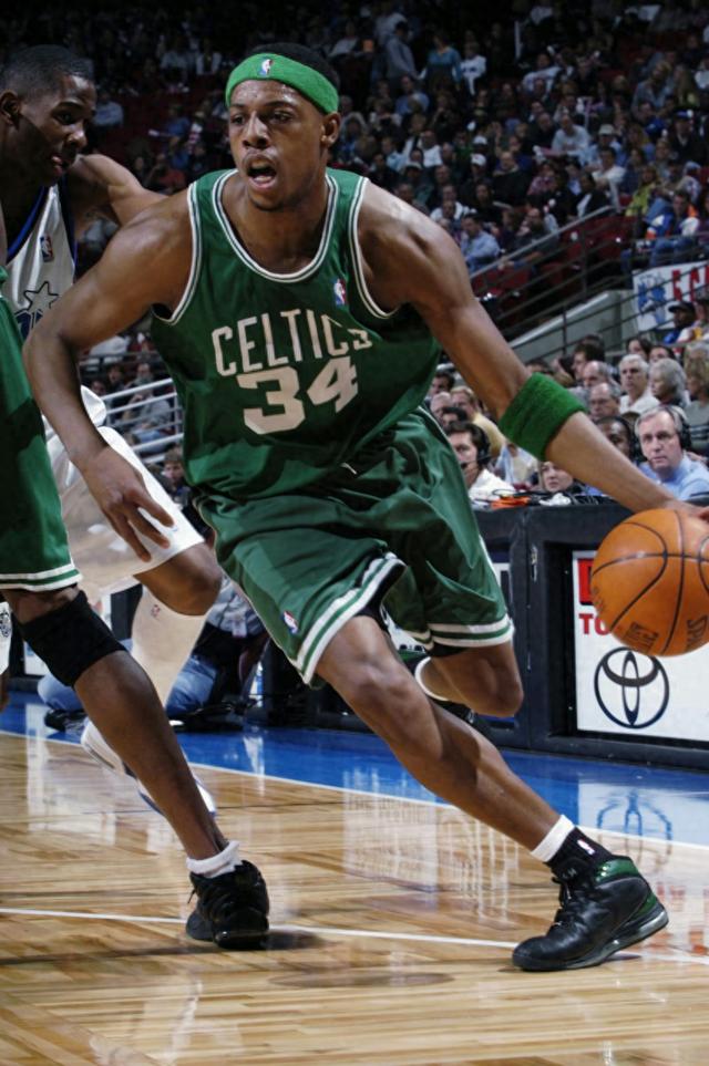 贝蒂斯球员：赛季开始前说这种情况不会判点球，现在却判了（贝蒂斯球员不满：赛季前称此类情况不判点，如今却判了）