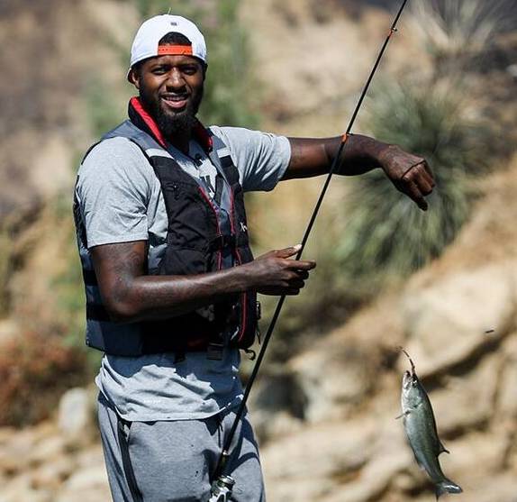 图片报：战平汉堡后，科贝尔与后卫瑞尔森发生激烈争吵（图片报称：与汉堡打成平手后，科贝尔与后卫瑞尔森爆发激烈争执）